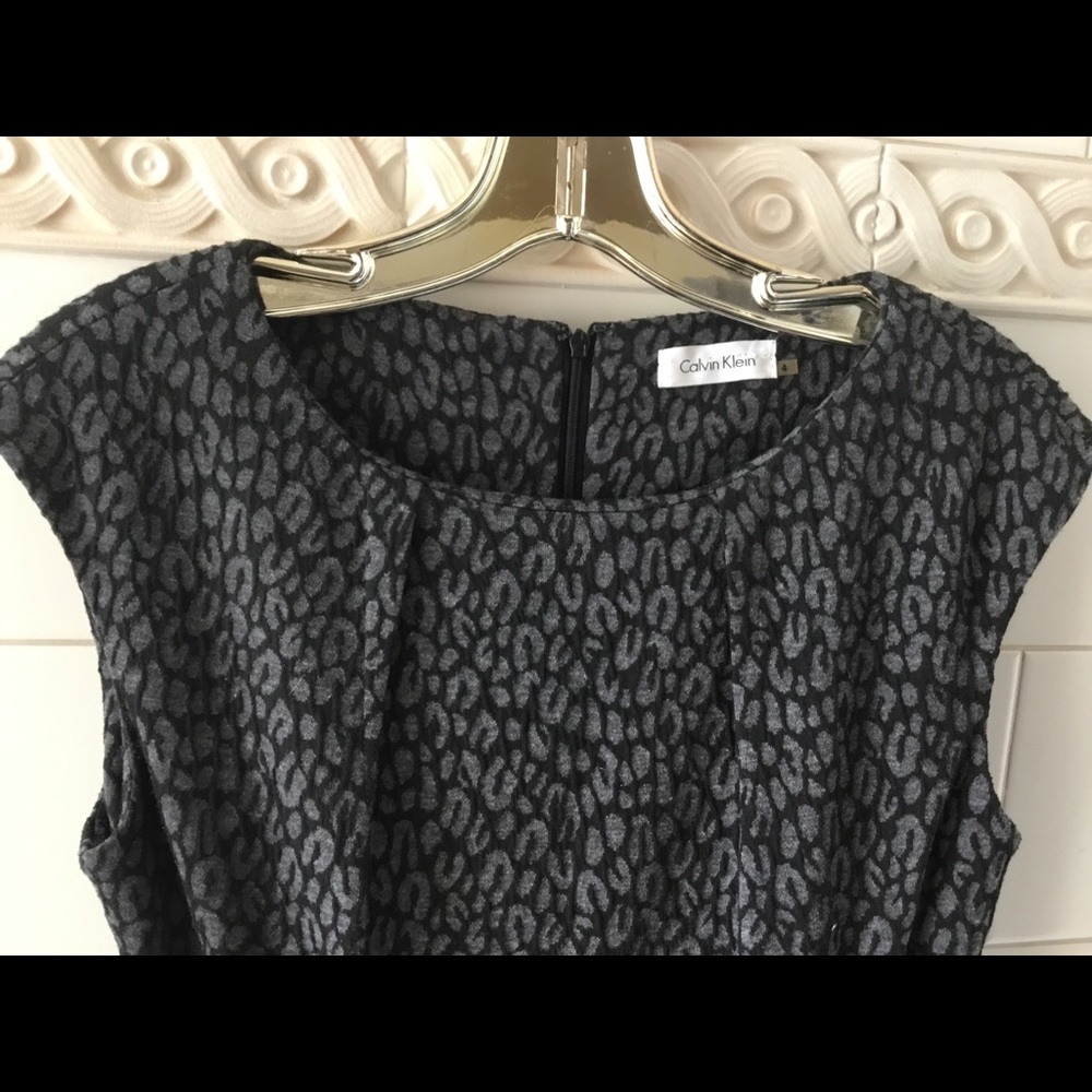 Calvin Klein Sleeveless Belted Leopard Dress 4 - Picture 3 of 4